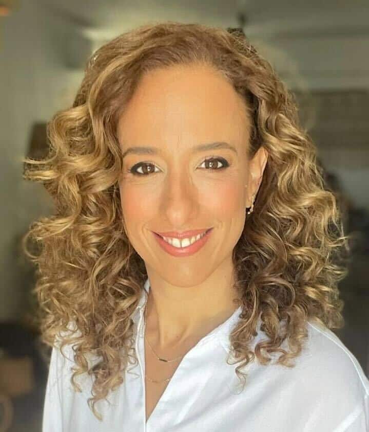 Einat Embar